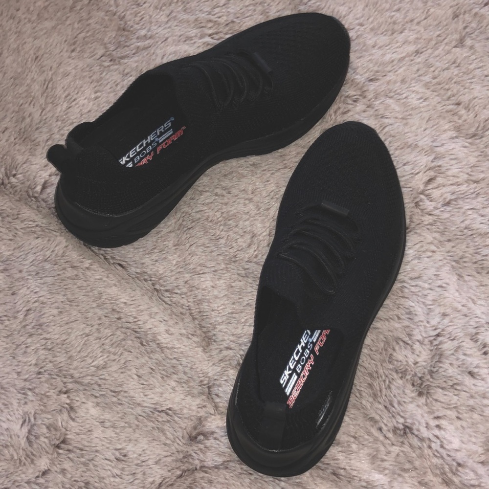 Black sketchers